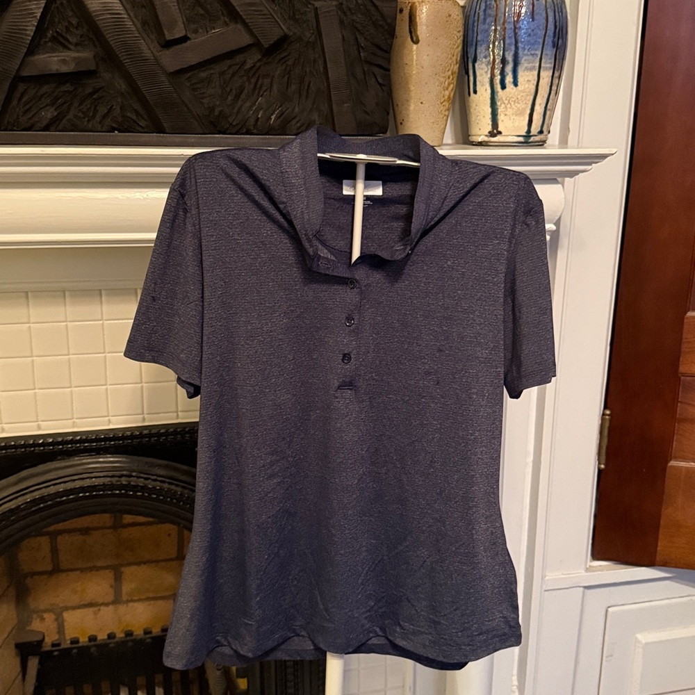 Greg Norman Collection mandarin collar golf top-never worn